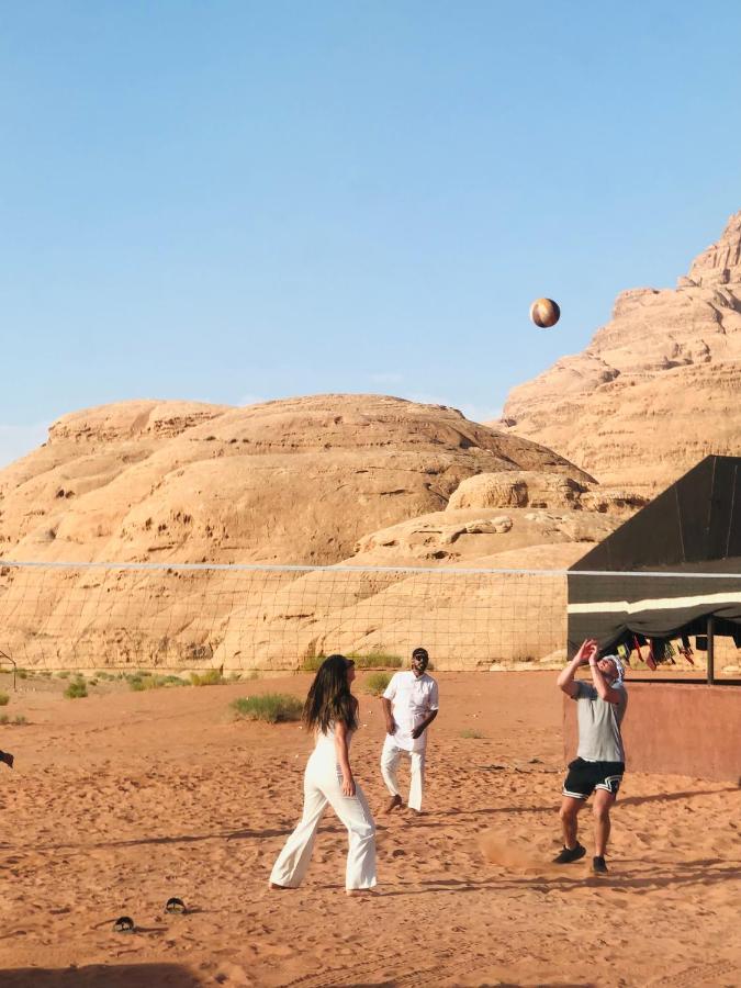Flowers Rum Camp Wadi Rum Exterior foto